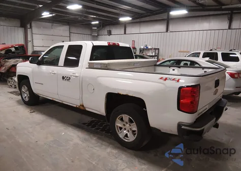 2015 Chevrolet Silverado 1500 1Lt z USA, uszkodzony, nr VIN 1GCVKREC1FZ422757